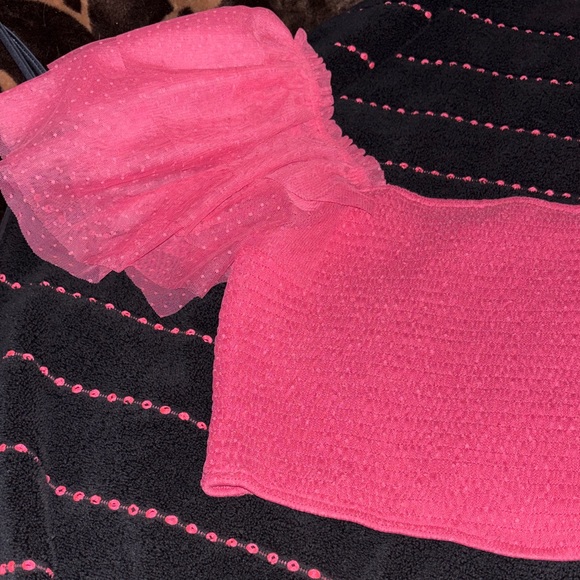 Pink Ruffled Women's Top - Picture 2 of 6